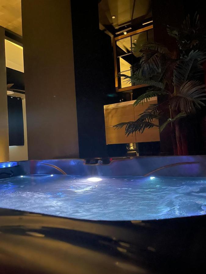 La Suite Grenoble Spa Jacuzzi Et Sauna Privatif ภายนอก รูปภาพ