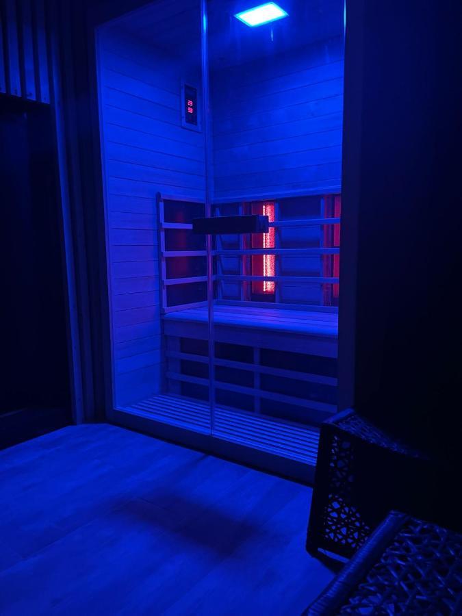 La Suite Grenoble Spa Jacuzzi Et Sauna Privatif ภายนอก รูปภาพ