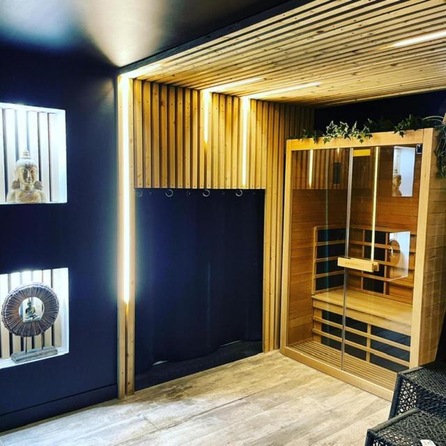 La Suite Grenoble Spa Jacuzzi Et Sauna Privatif ภายนอก รูปภาพ